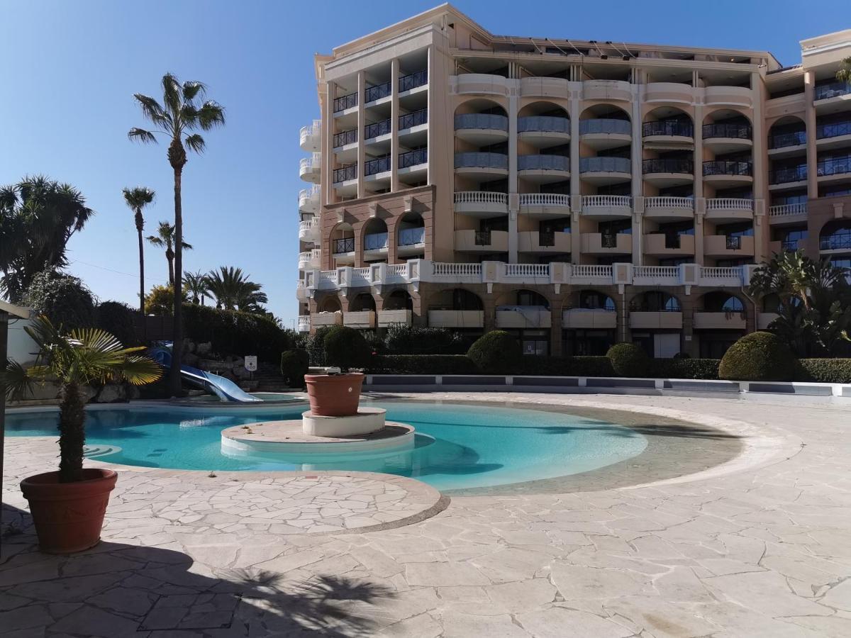 Appartement En Bord De Mer Cannes Exterior foto